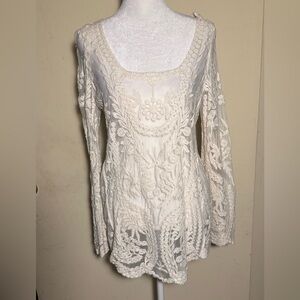 White Lace Top/Tunic/cover. Size Medium